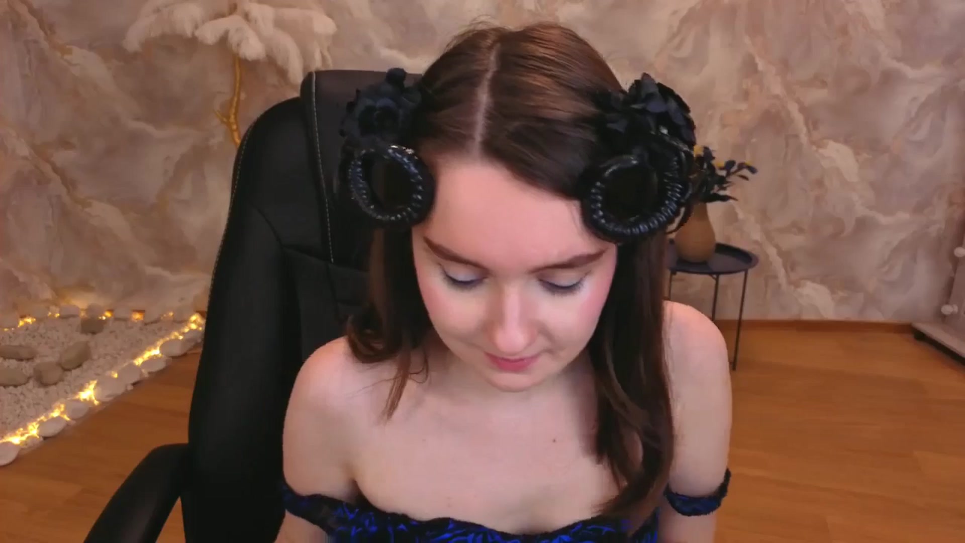 Gallery image thumbnail from Milim_Nava's myfreecams stream on, 10/18/2025, 21:47 image 4 of 20