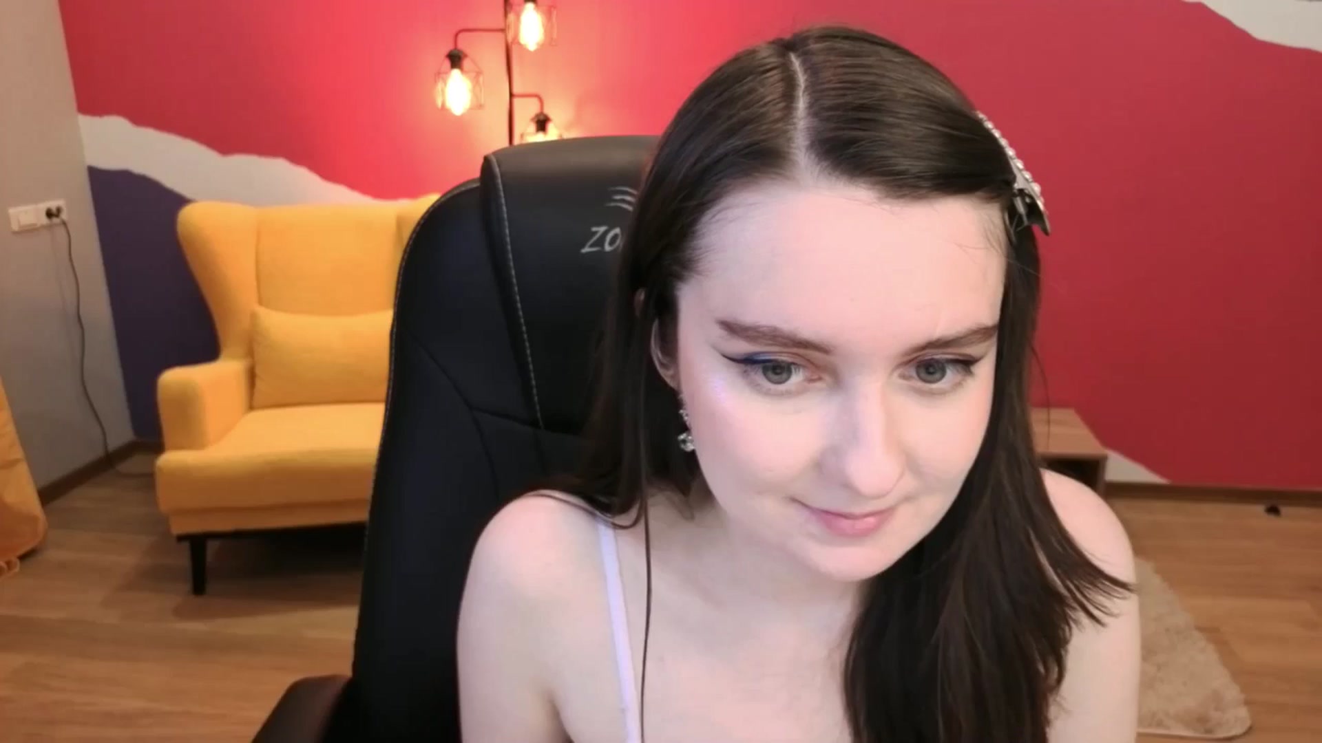 Gallery image thumbnail from Milim_Nava's myfreecams stream on, 10/19/2025, 23:58 image 12 of 20