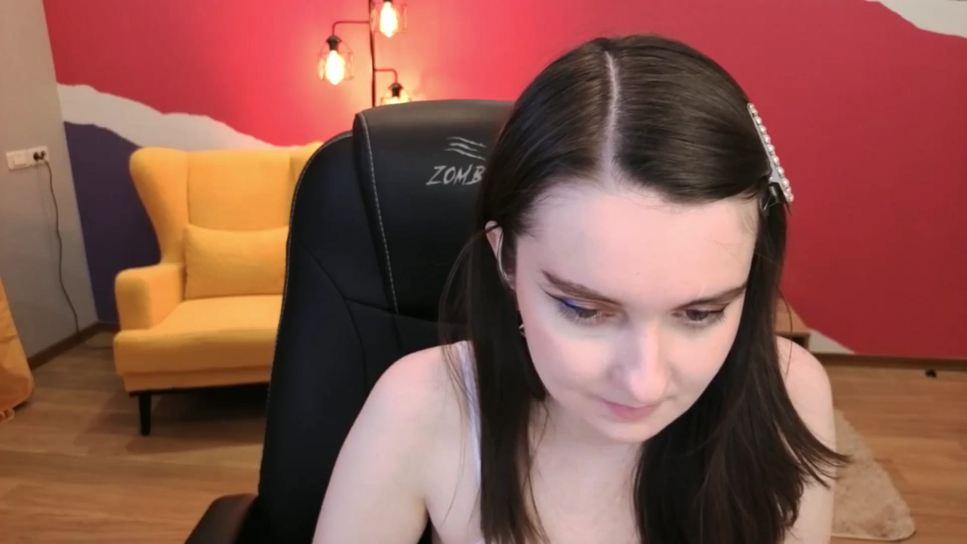 Gallery image thumbnail from Milim_Nava's myfreecams stream on, 10/19/2025, 23:58 image 16 of 20