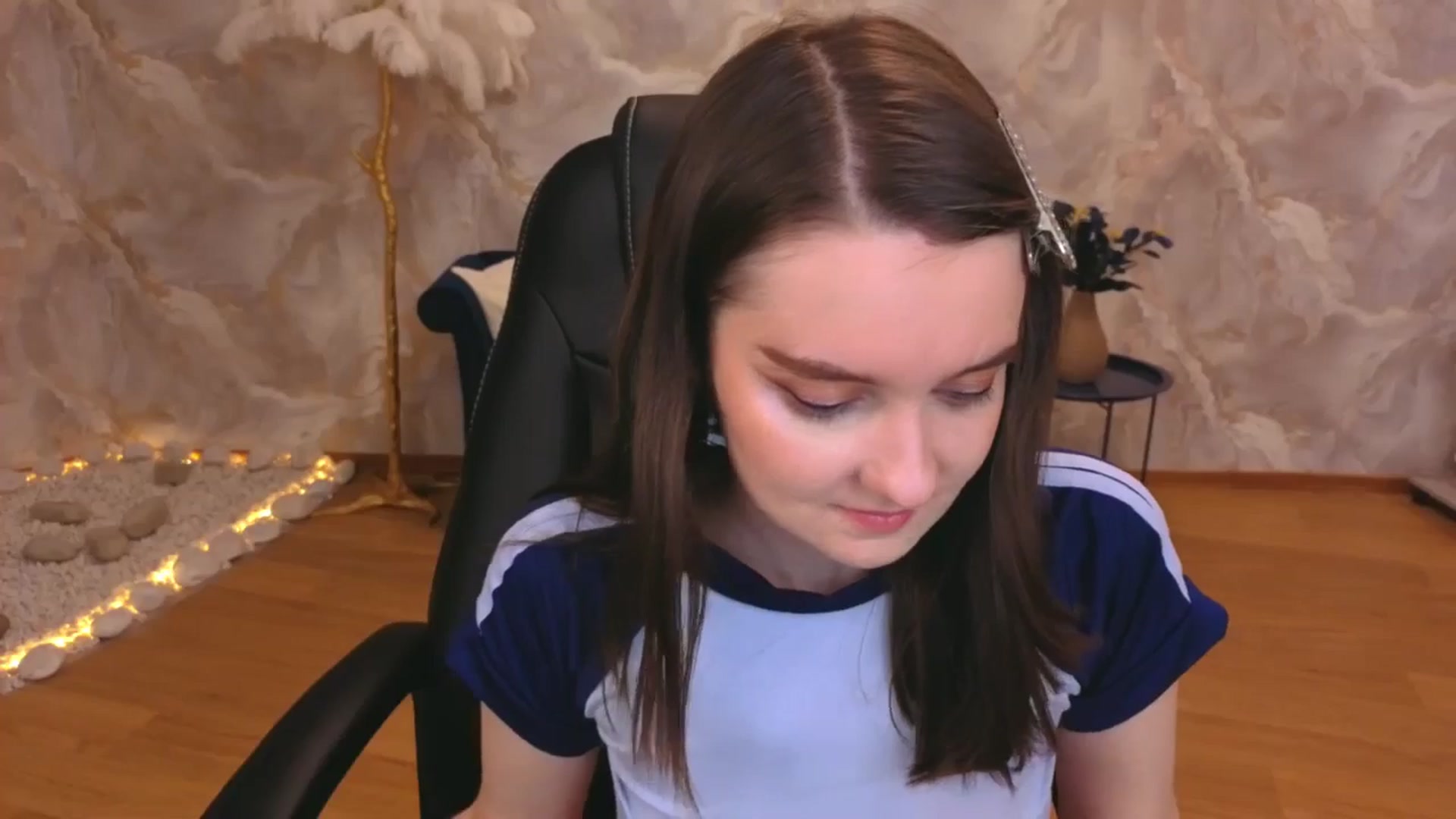 Gallery image thumbnail from Milim_Nava's myfreecams stream on, 10/20/2025, 22:51 image 6 of 20