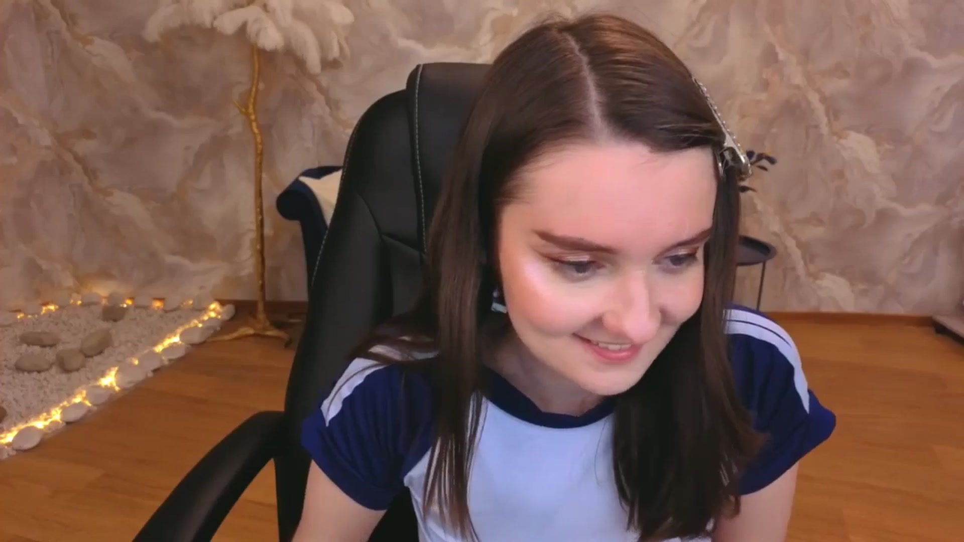 Gallery image thumbnail from Milim_Nava's myfreecams stream on, 10/20/2025, 22:51 image 5 of 20