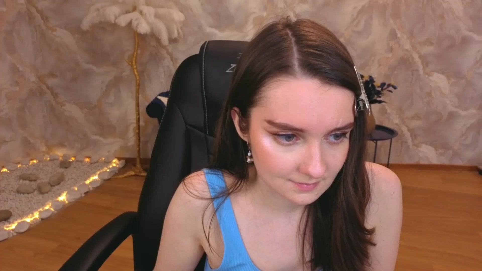 Gallery image thumbnail from Milim_Nava's myfreecams stream on, 10/21/2025, 02:15 image 19 of 20