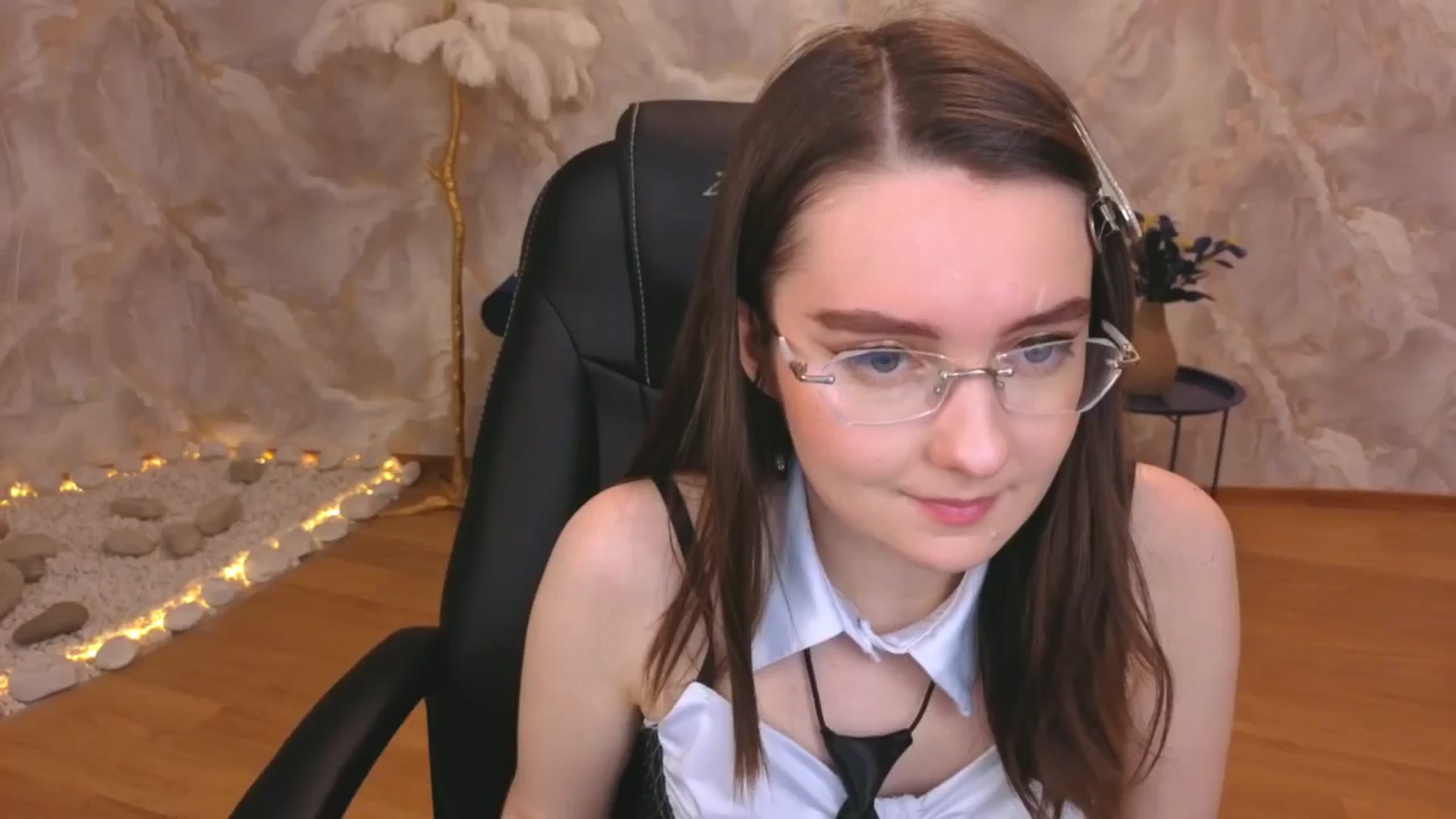 Gallery image thumbnail from Milim_Nava's myfreecams stream on, 10/22/2025, 05:47 image 1 of 20