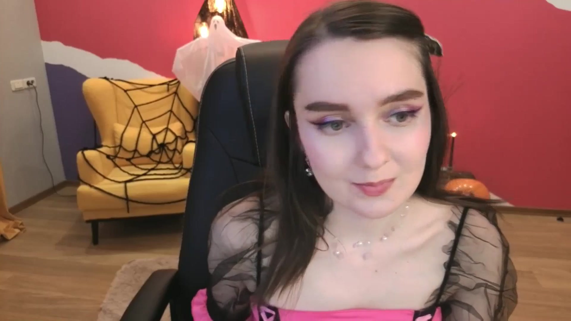 Gallery image thumbnail from Milim_Nava's myfreecams stream on, 10/24/2025, 17:41 image 9 of 20