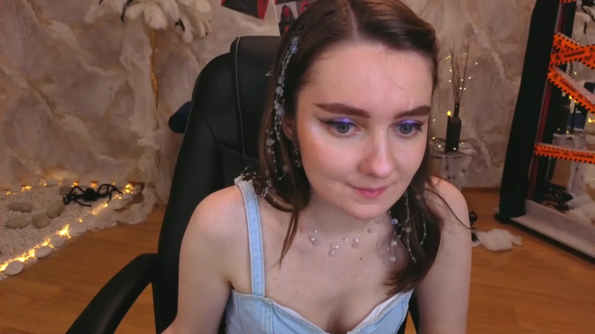 Gallery image thumbnail from Milim_Nava's myfreecams stream on, 10/25/2025, 18:42 image 14 of 20