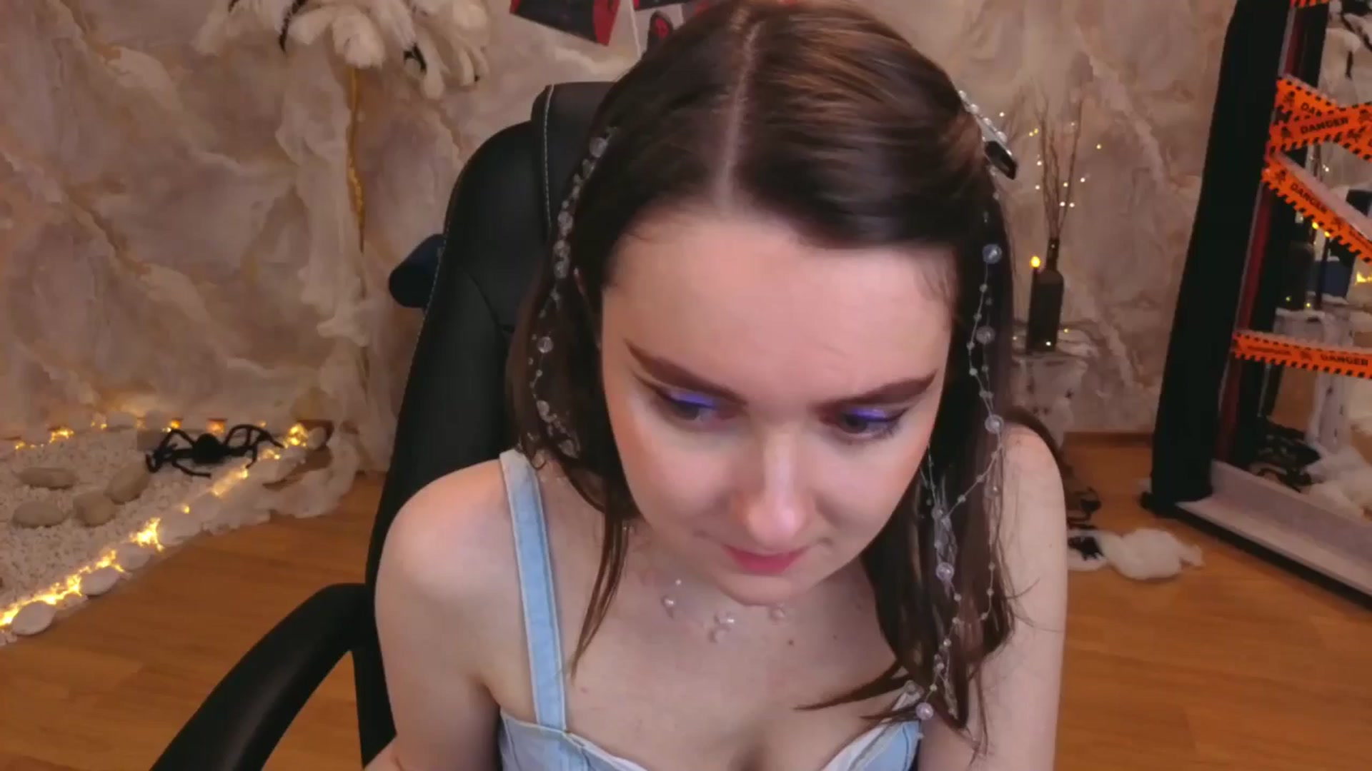 Gallery image thumbnail from Milim_Nava's myfreecams stream on, 10/25/2025, 18:42 image 13 of 20