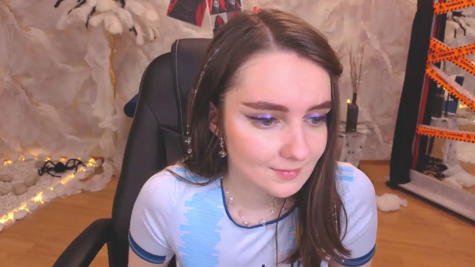 Gallery image thumbnail from Milim_Nava's myfreecams stream on, 10/25/2025, 21:02 image 18 of 20
