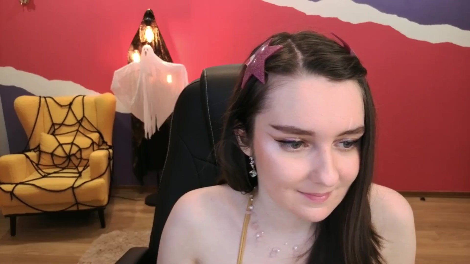 Gallery image thumbnail from Milim_Nava's myfreecams stream on, 10/26/2025, 21:29 image 13 of 20