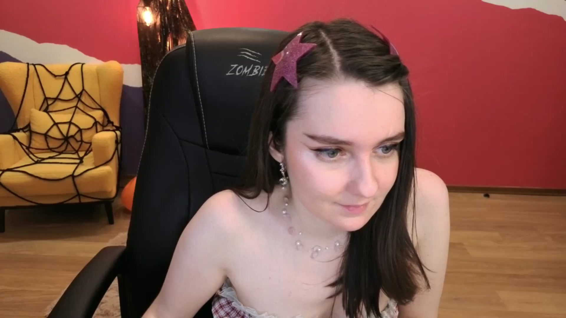 Gallery image thumbnail from Milim_Nava's myfreecams stream on, 10/27/2025, 03:26 image 10 of 20