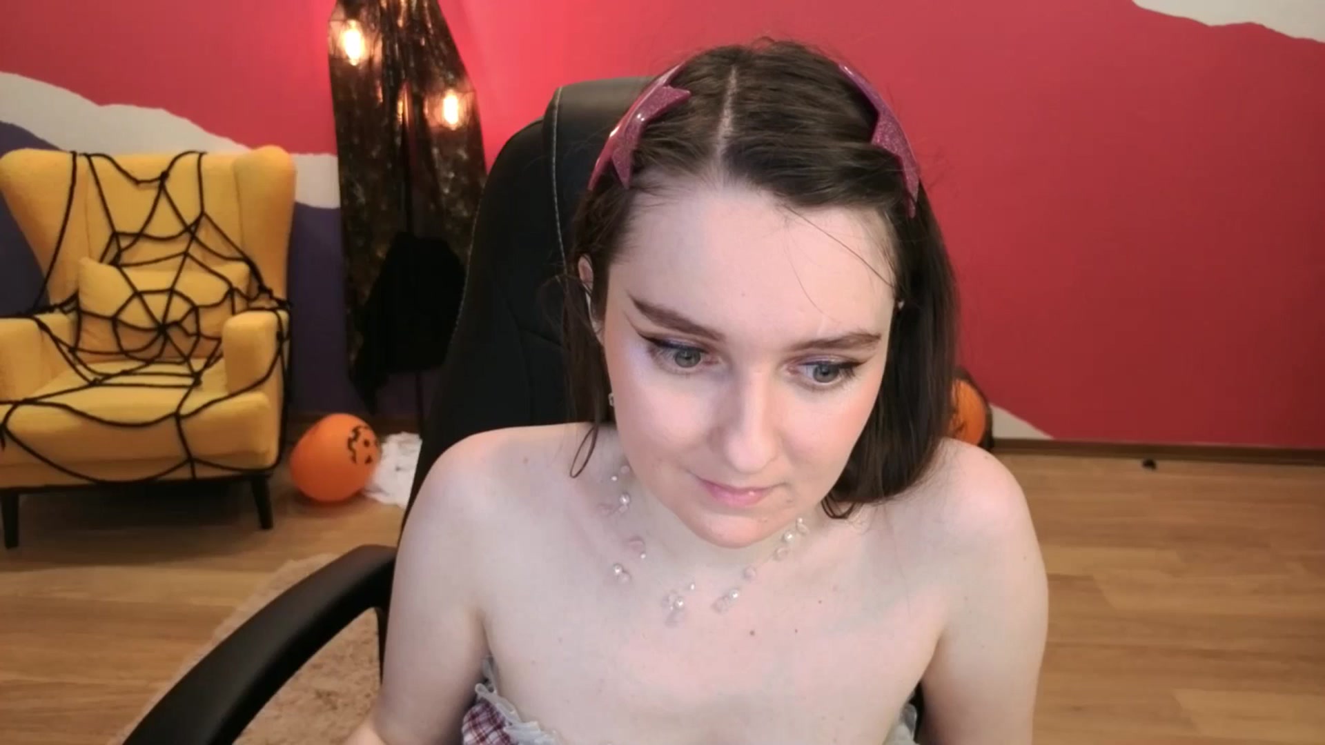 Gallery image thumbnail from Milim_Nava's myfreecams stream on, 10/27/2025, 03:26 image 16 of 20