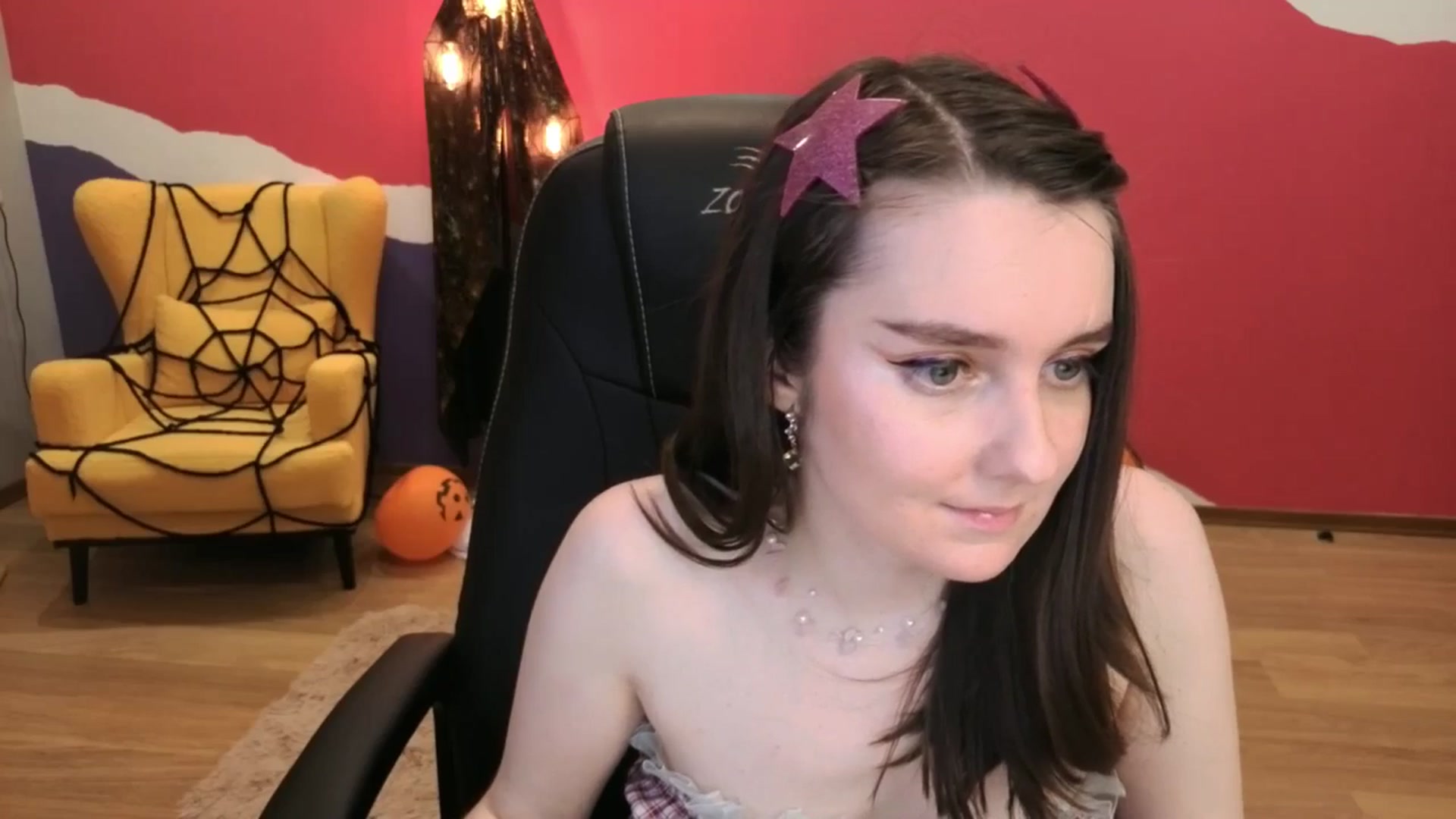 Gallery image thumbnail from Milim_Nava's myfreecams stream on, 10/27/2025, 03:26 image 9 of 20