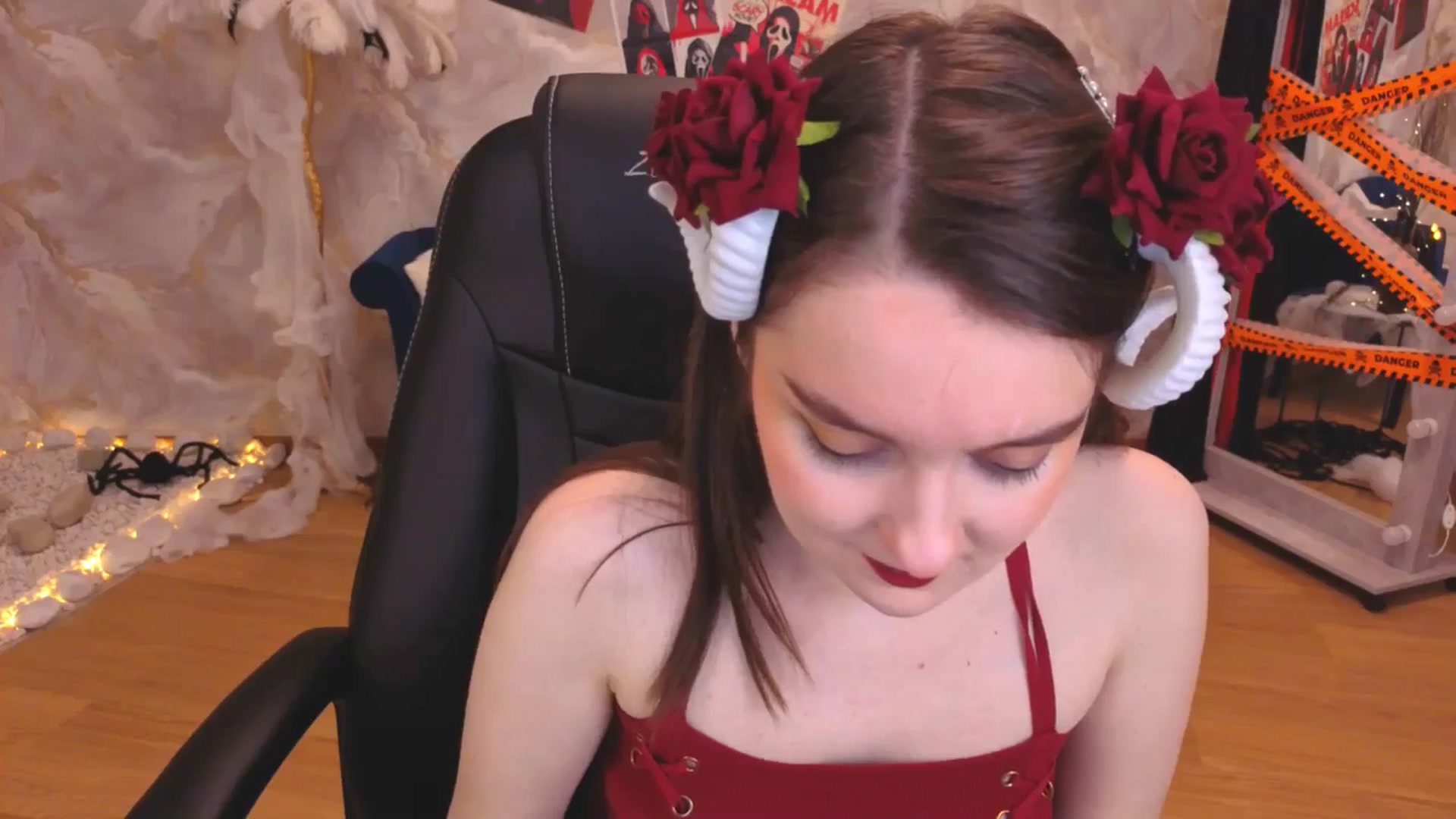 Gallery image thumbnail from Milim_Nava's myfreecams stream on, 10/27/2025, 19:10 image 9 of 20
