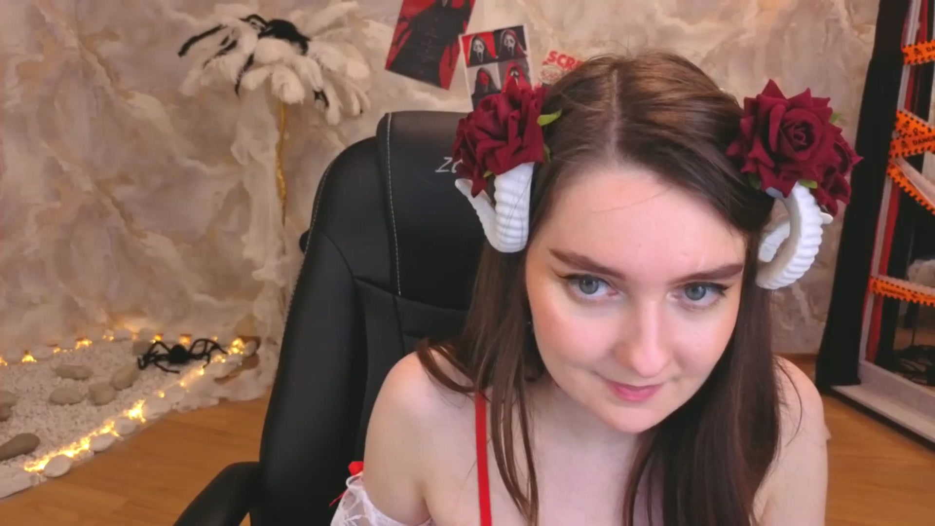 Gallery image thumbnail from Milim_Nava's myfreecams stream on, 10/27/2025, 22:35 image 19 of 20