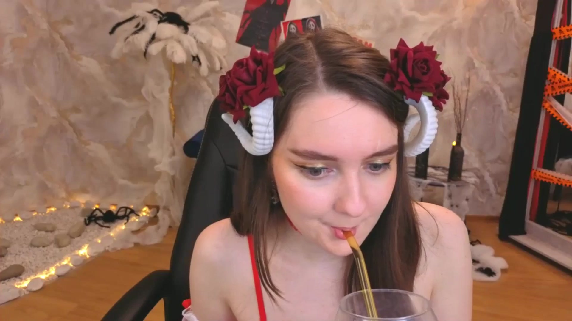 Gallery image thumbnail from Milim_Nava's myfreecams stream on, 10/27/2025, 22:35 image 12 of 20