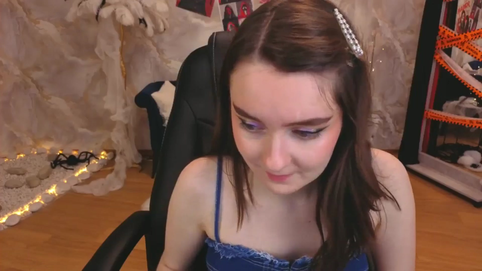 Gallery image thumbnail from Milim_Nava's myfreecams stream on, 10/29/2025, 18:42 image 9 of 20