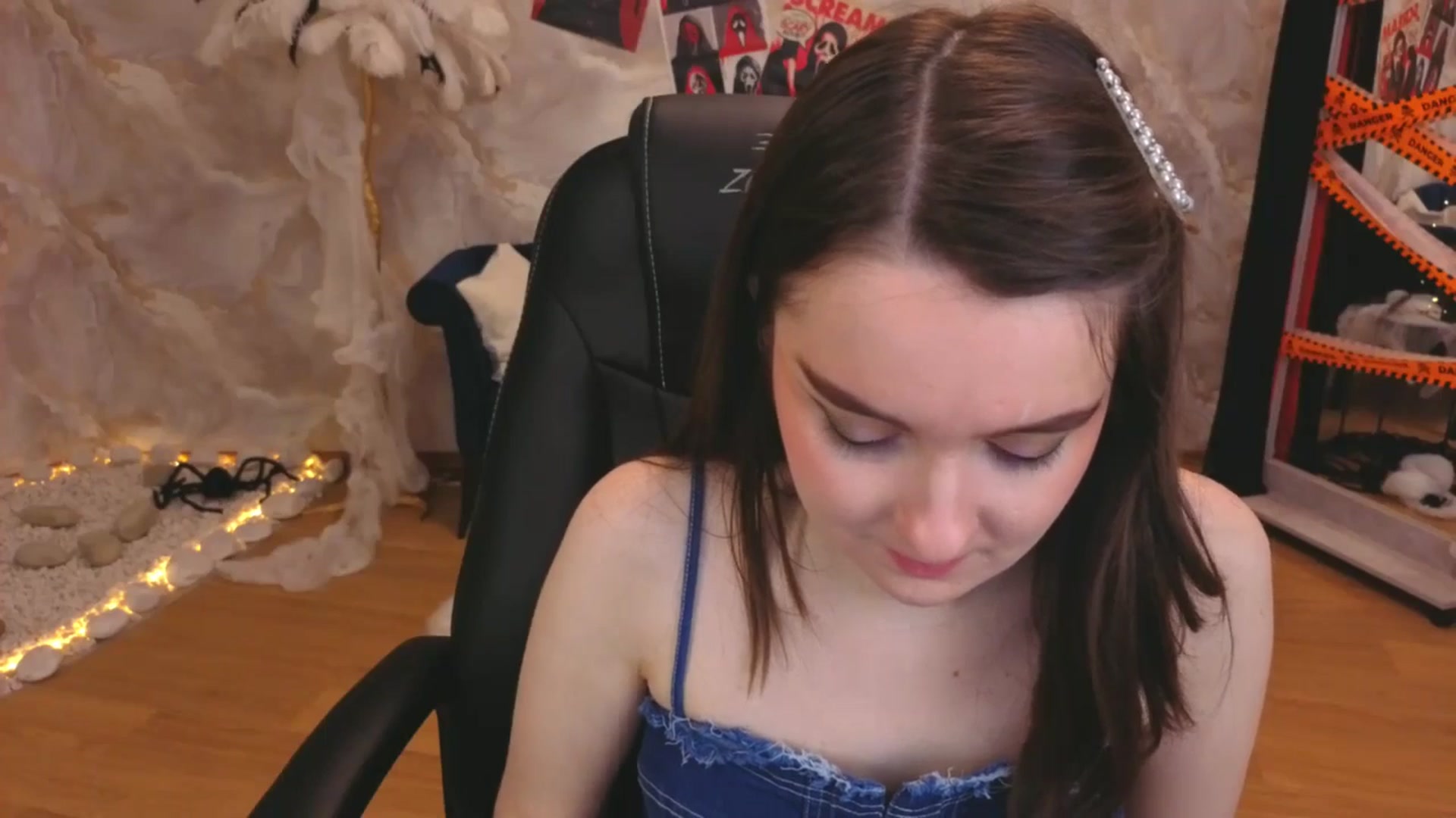 Gallery image thumbnail from Milim_Nava's myfreecams stream on, 10/29/2025, 18:42 image 11 of 20