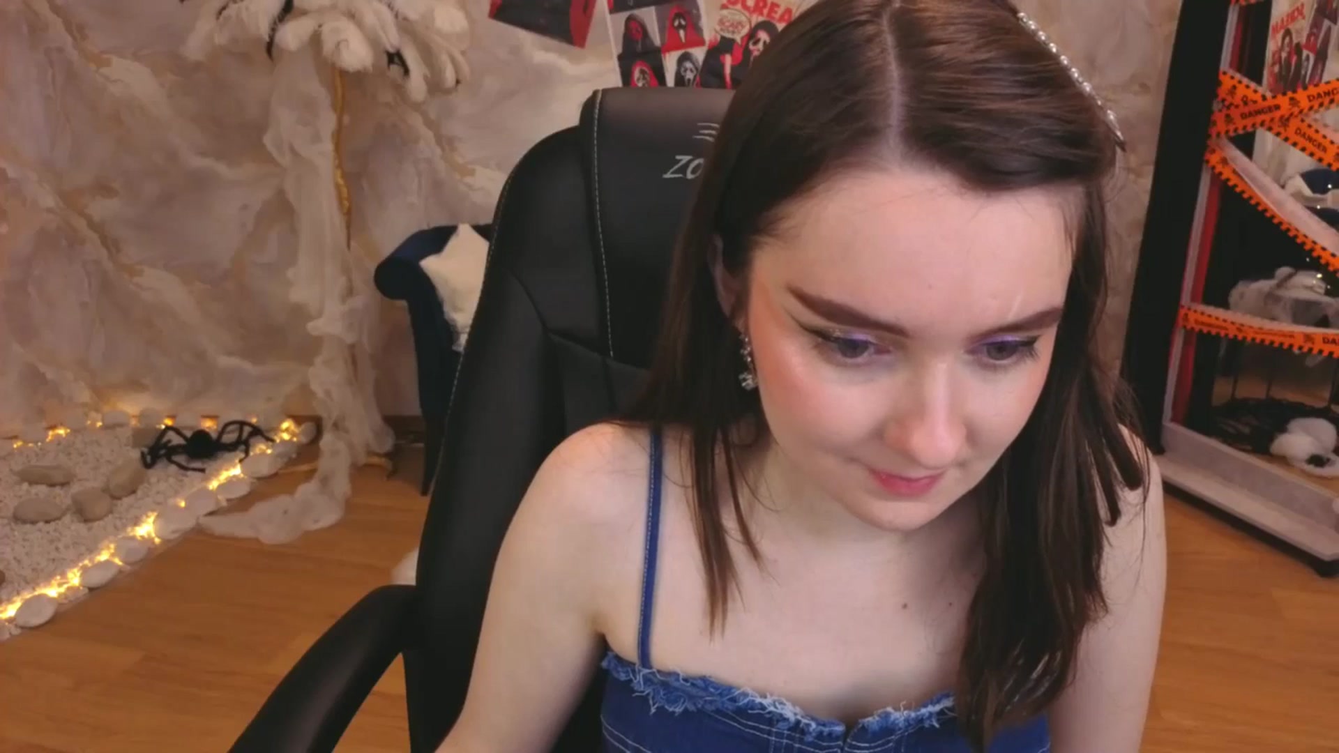 Gallery image thumbnail from Milim_Nava's myfreecams stream on, 10/29/2025, 18:42 image 10 of 20
