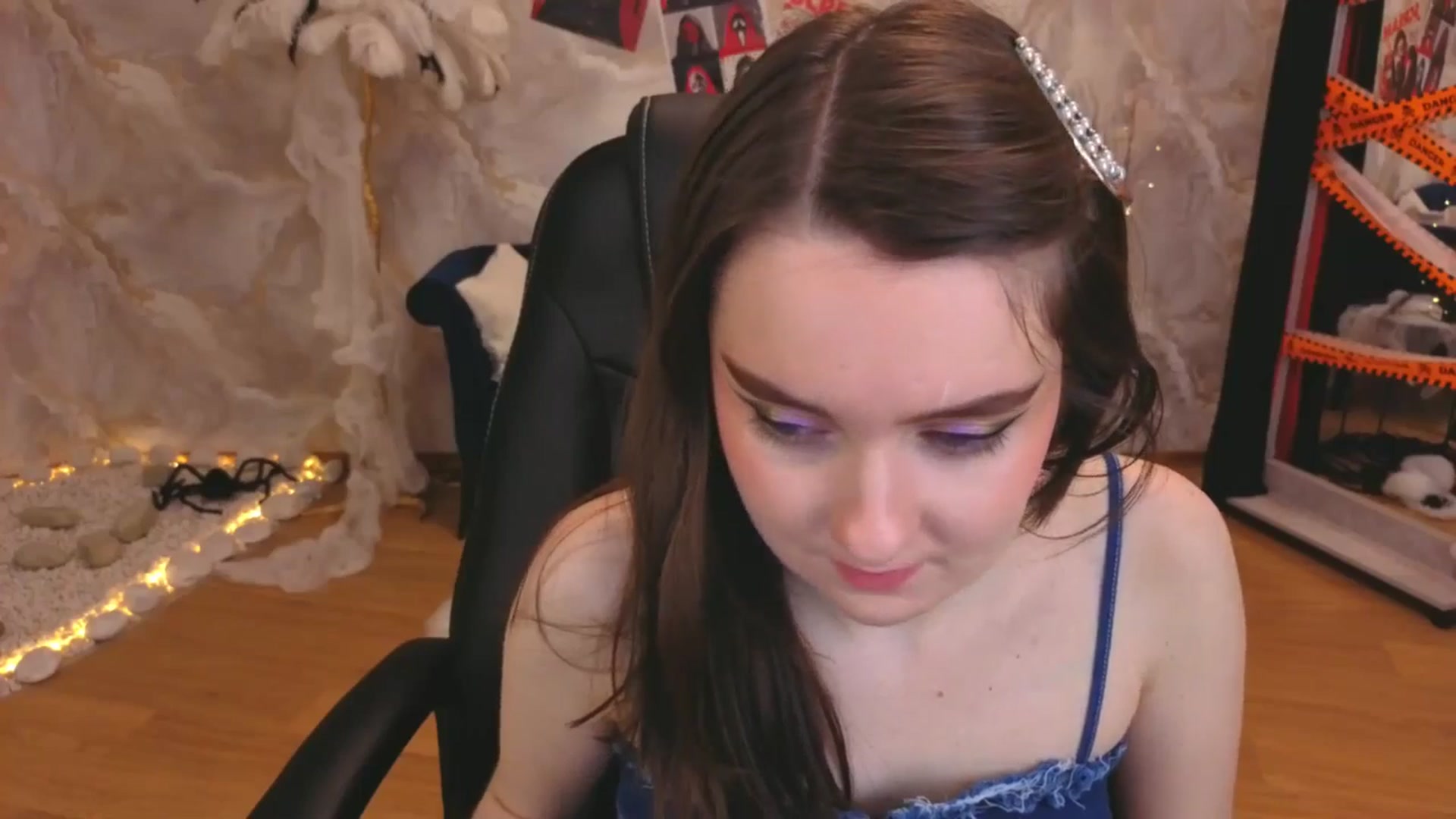 Gallery image thumbnail from Milim_Nava's myfreecams stream on, 10/29/2025, 18:42 image 12 of 20
