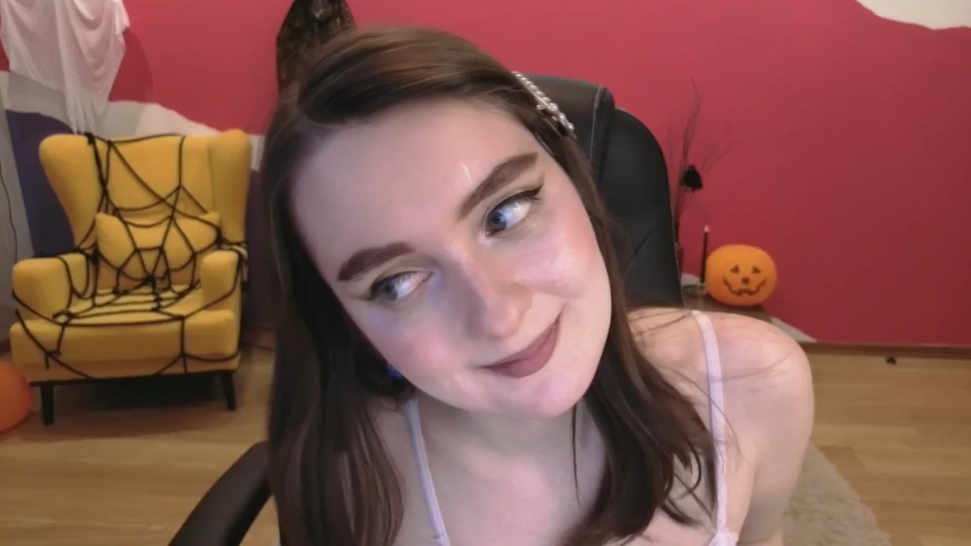 Gallery image thumbnail from Milim_Nava's myfreecams stream on, 11/06/2025, 09:03 image 10 of 20