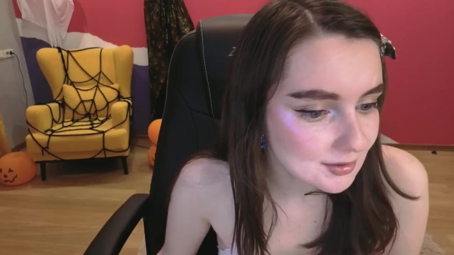 Gallery image thumbnail from Milim_Nava's myfreecams stream on, 11/06/2025, 10:07 image 17 of 20
