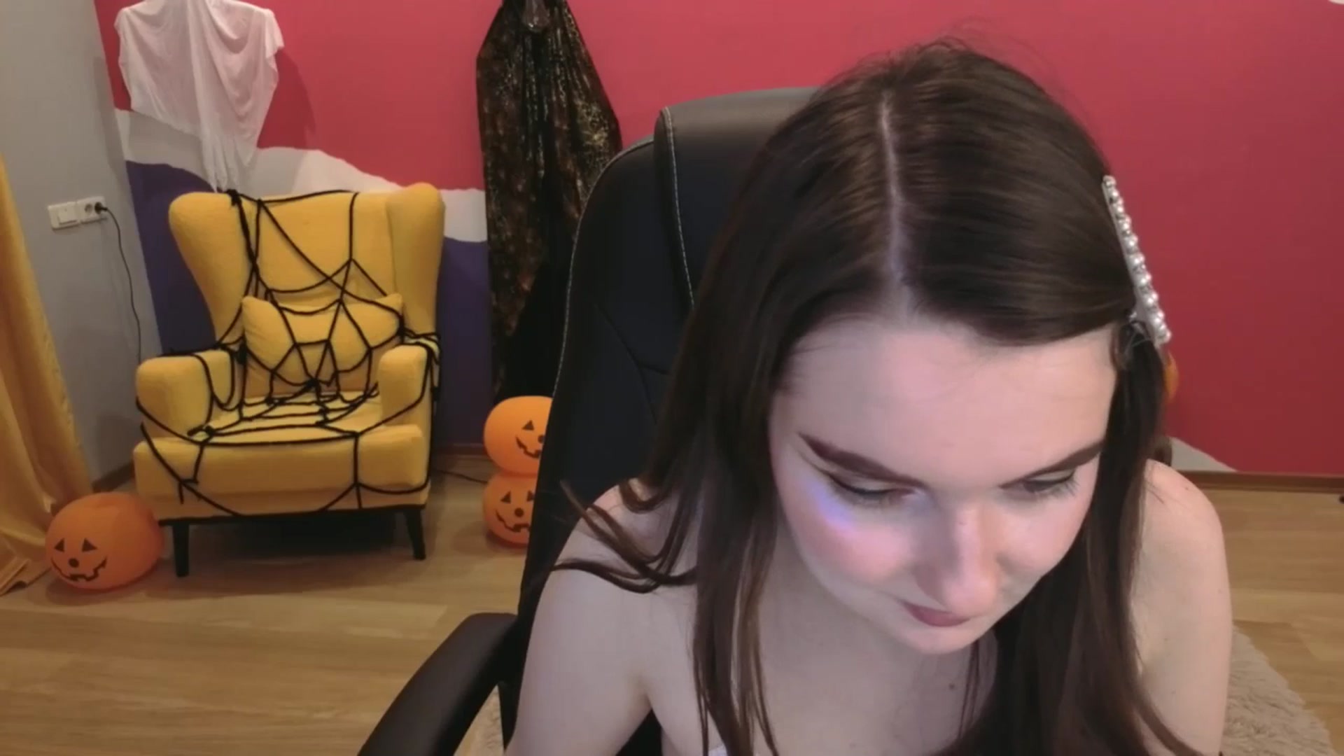 Gallery image thumbnail from Milim_Nava's myfreecams stream on, 11/06/2025, 10:07 image 10 of 20
