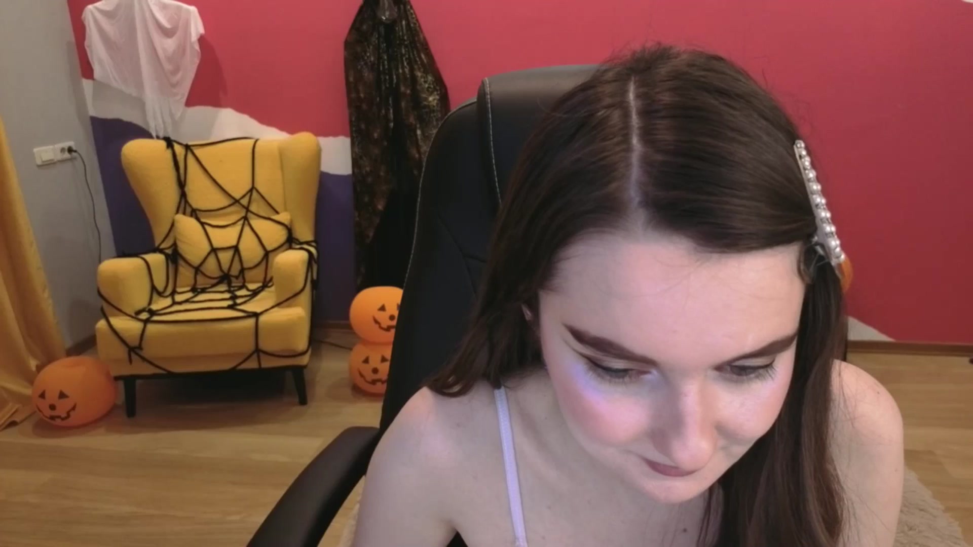 Gallery image thumbnail from Milim_Nava's myfreecams stream on, 11/06/2025, 10:07 image 12 of 20