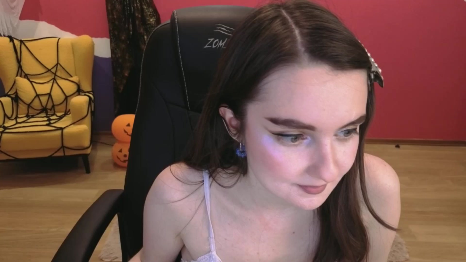 Gallery image thumbnail from Milim_Nava's myfreecams stream on, 11/06/2025, 10:07 image 1 of 20