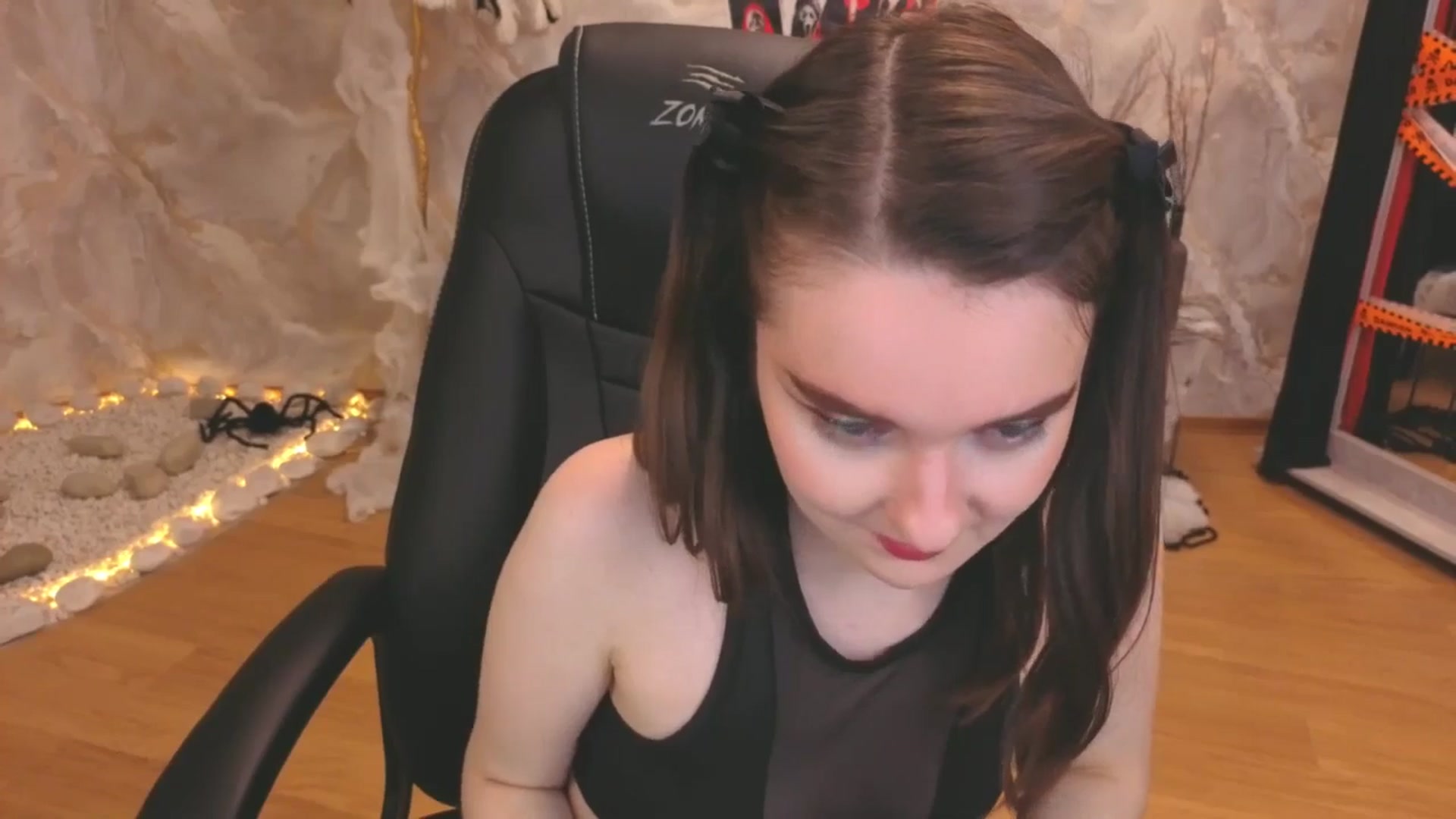 Gallery image thumbnail from Milim_Nava's myfreecams stream on, 11/07/2025, 07:55 image 3 of 20
