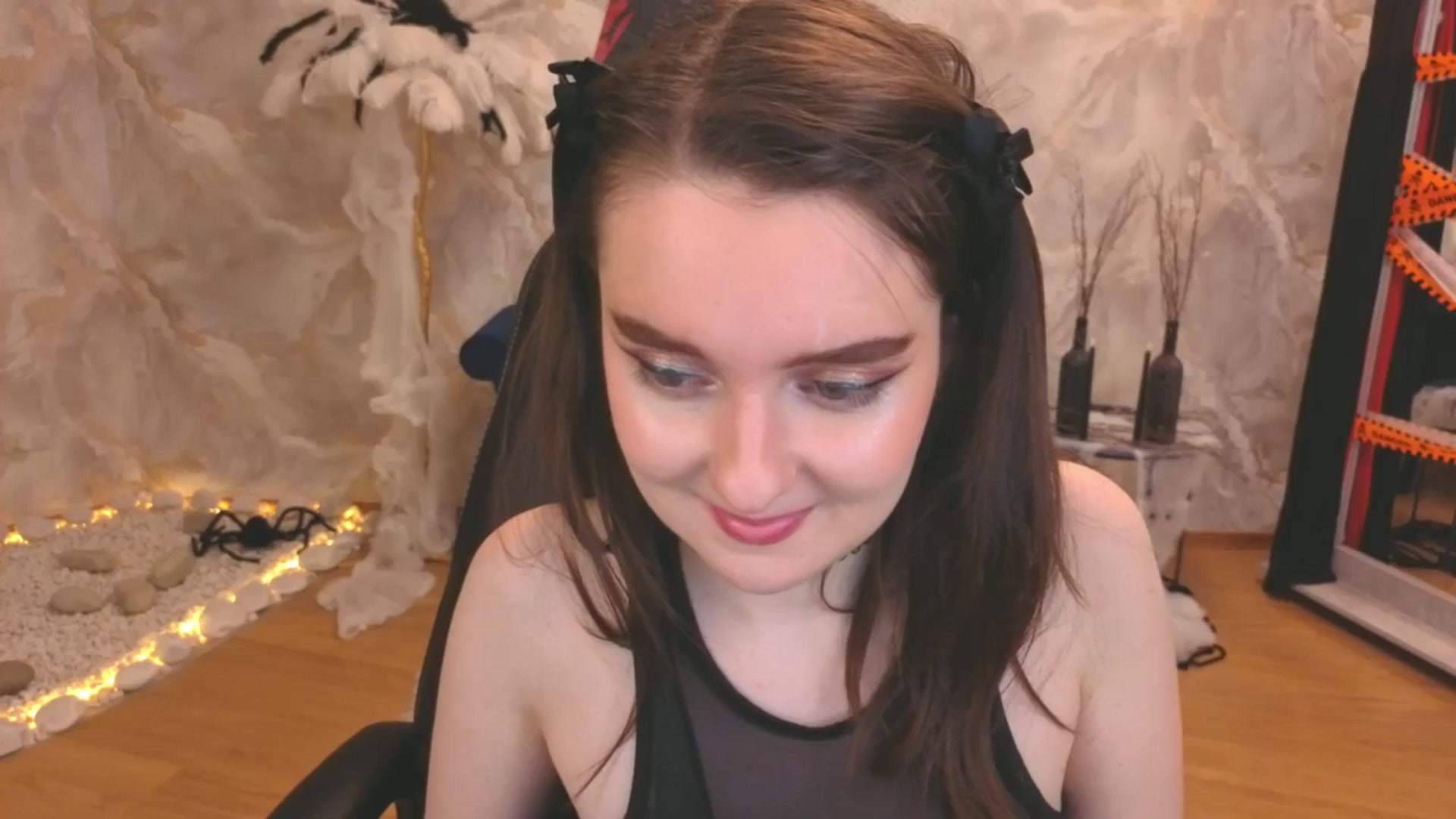 Gallery image thumbnail from Milim_Nava's myfreecams stream on, 11/07/2025, 09:32 image 15 of 20