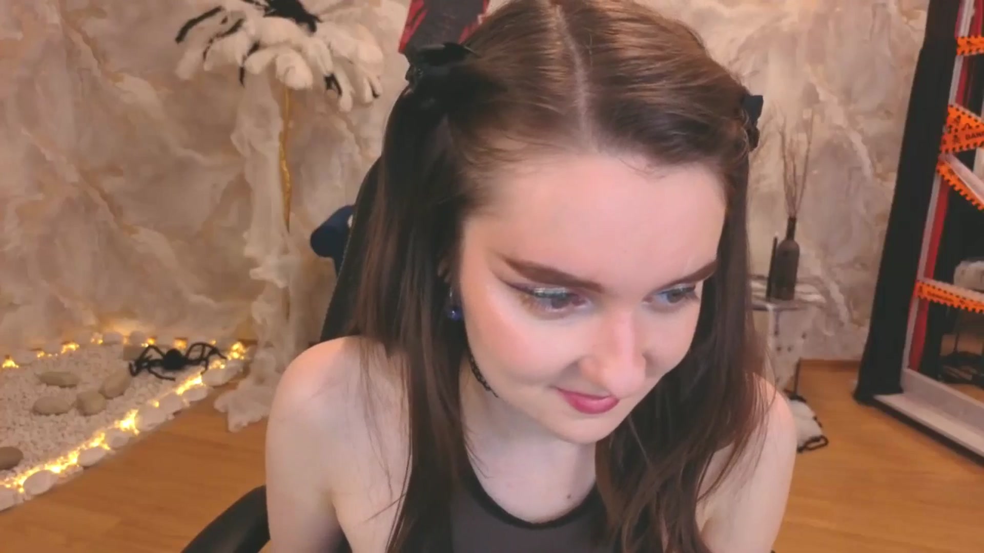 Gallery image thumbnail from Milim_Nava's myfreecams stream on, 11/07/2025, 09:32 image 16 of 20