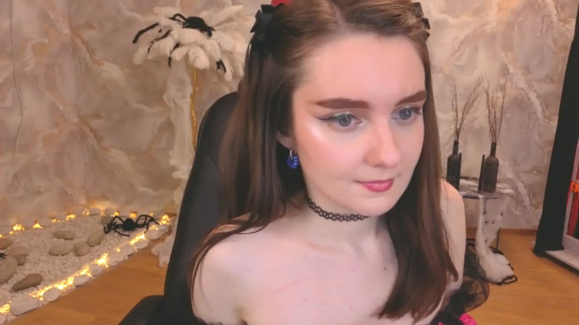 Gallery image thumbnail from Milim_Nava's myfreecams stream on, 11/07/2025, 11:56 image 19 of 20