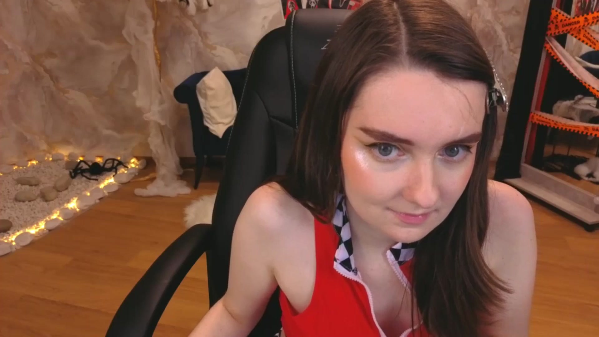 Gallery image thumbnail from Milim_Nava's myfreecams stream on, 11/10/2025, 24:33 image 14 of 20