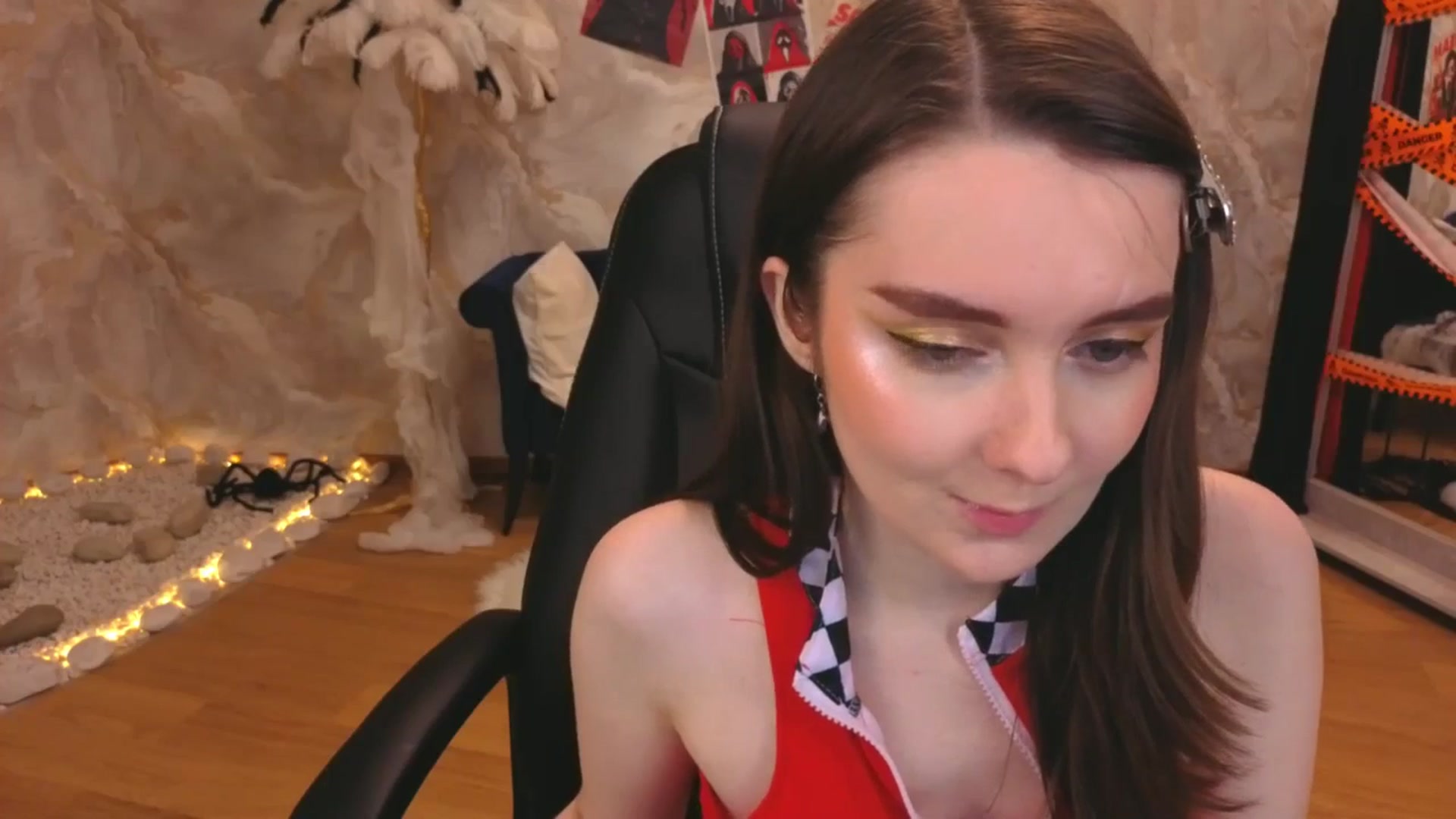 Gallery image thumbnail from Milim_Nava's myfreecams stream on, 11/10/2025, 24:33 image 10 of 20