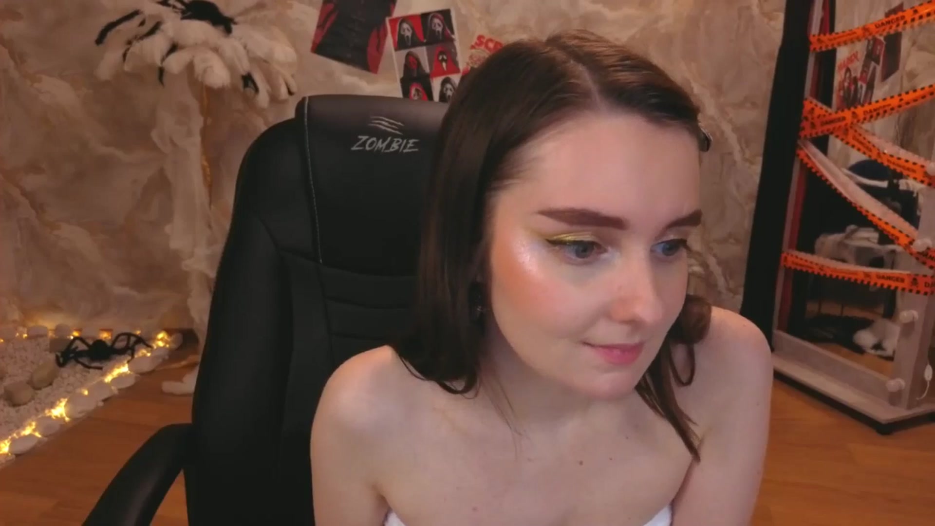 Gallery image thumbnail from Milim_Nava's myfreecams stream on, 11/10/2025, 03:32 image 18 of 20