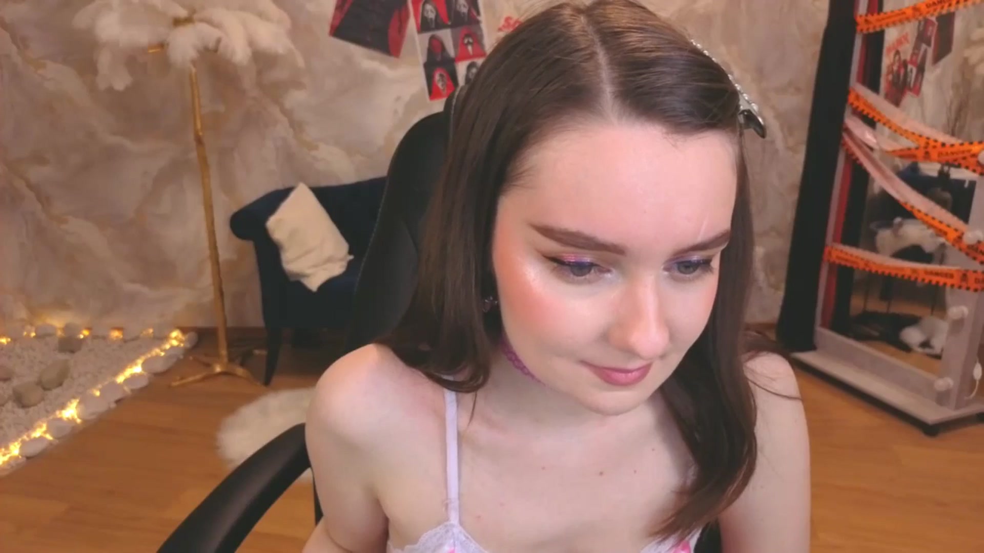 Gallery image thumbnail from Milim_Nava's myfreecams stream on, 11/11/2025, 21:23 image 10 of 20