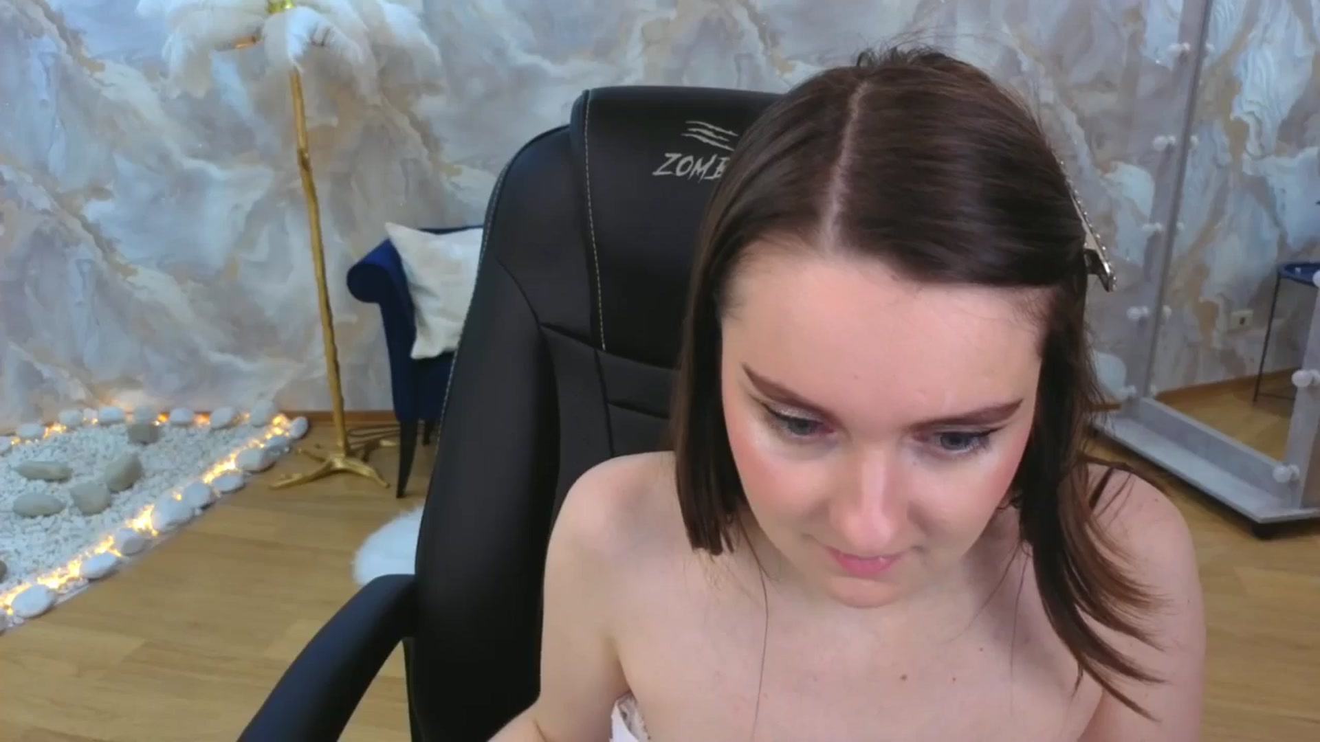 Gallery image thumbnail from Milim_Nava's myfreecams stream on, 11/15/2025, 11:31 image 19 of 20