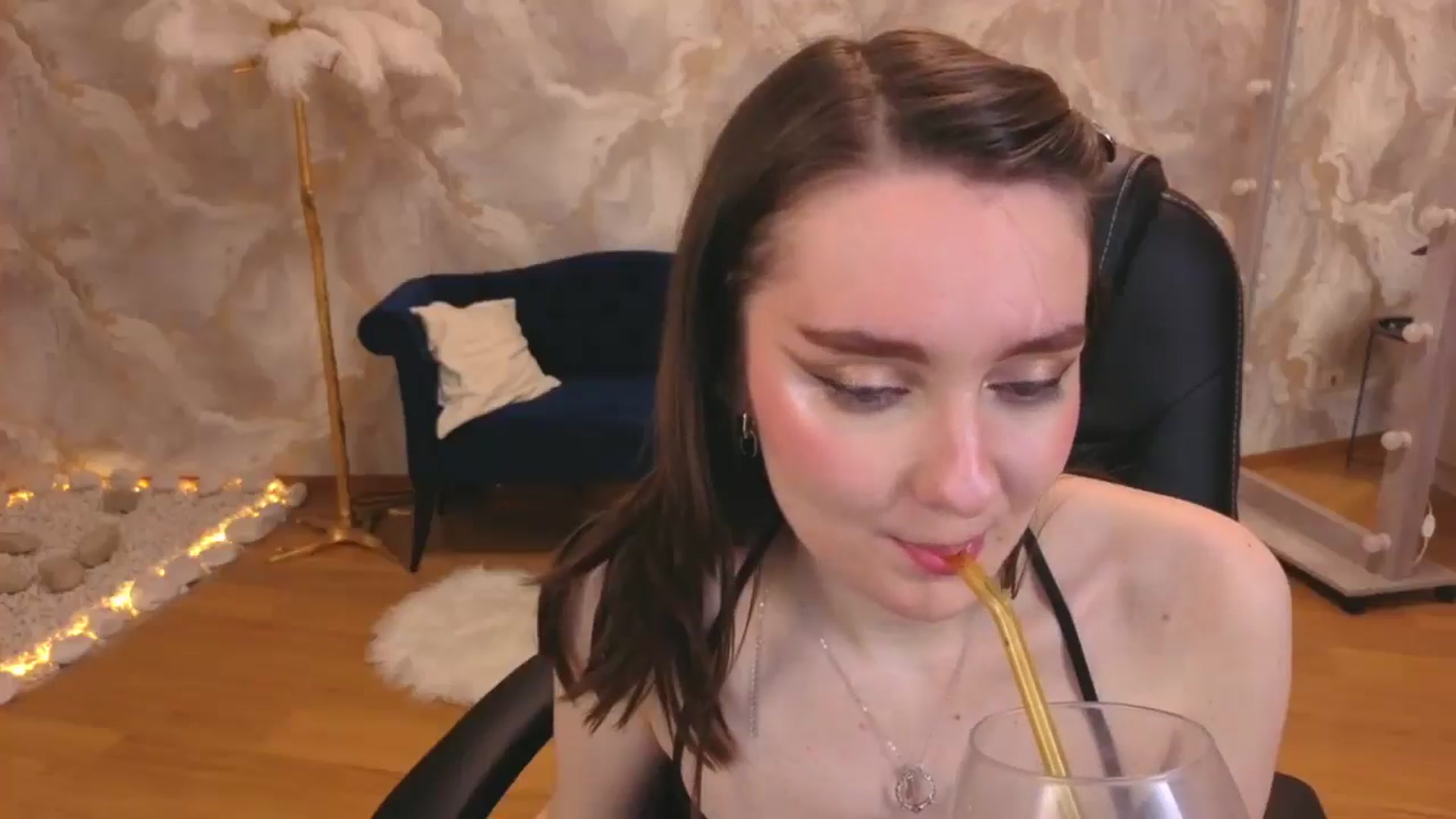 Gallery image thumbnail from Milim_Nava's myfreecams stream on, 11/17/2025, 19:17 image 13 of 20