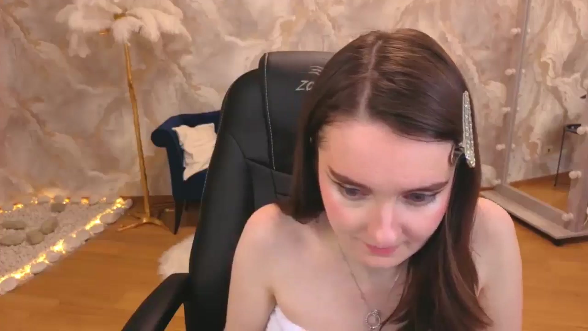 Gallery image thumbnail from Milim_Nava's myfreecams stream on, 11/17/2025, 21:26 image 13 of 20