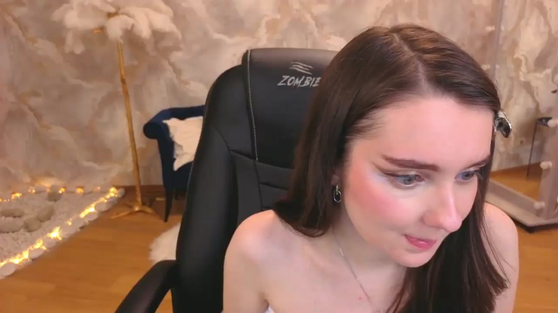 Gallery image thumbnail from Milim_Nava's myfreecams stream on, 11/17/2025, 21:26 image 14 of 20
