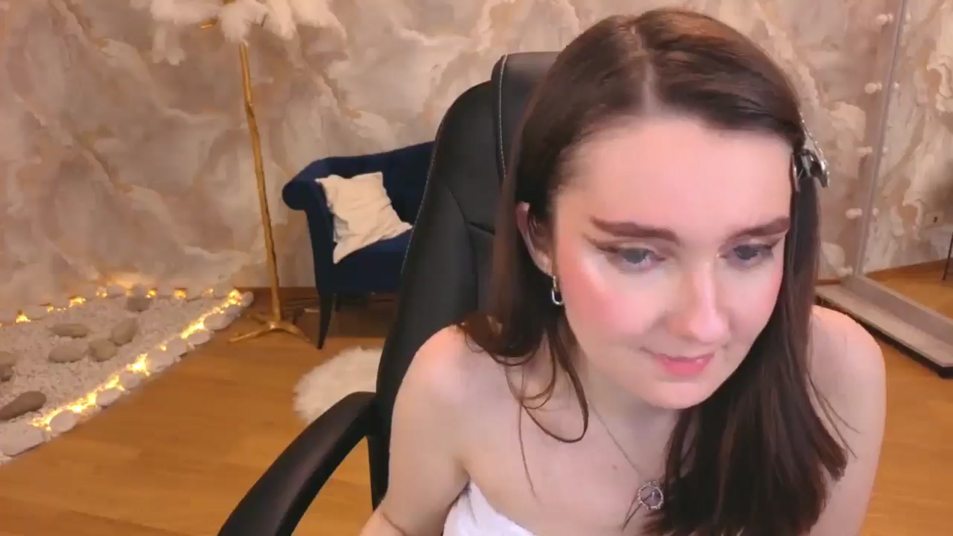 Gallery image thumbnail from Milim_Nava's myfreecams stream on, 11/17/2025, 22:38 image 16 of 20