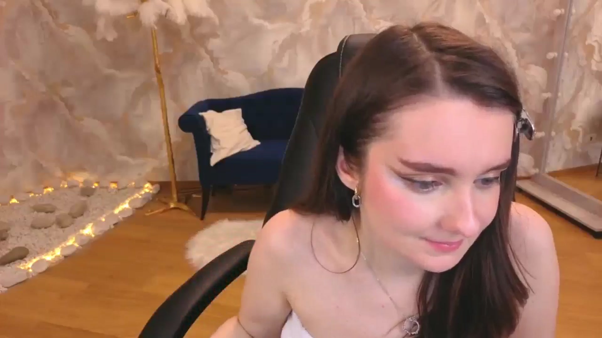 Gallery image thumbnail from Milim_Nava's myfreecams stream on, 11/17/2025, 22:38 image 19 of 20