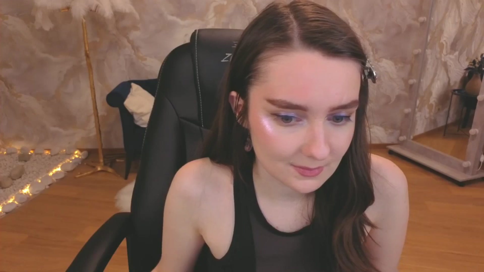 Gallery image thumbnail from Milim_Nava's myfreecams stream on, 11/20/2025, 09:14 image 6 of 20