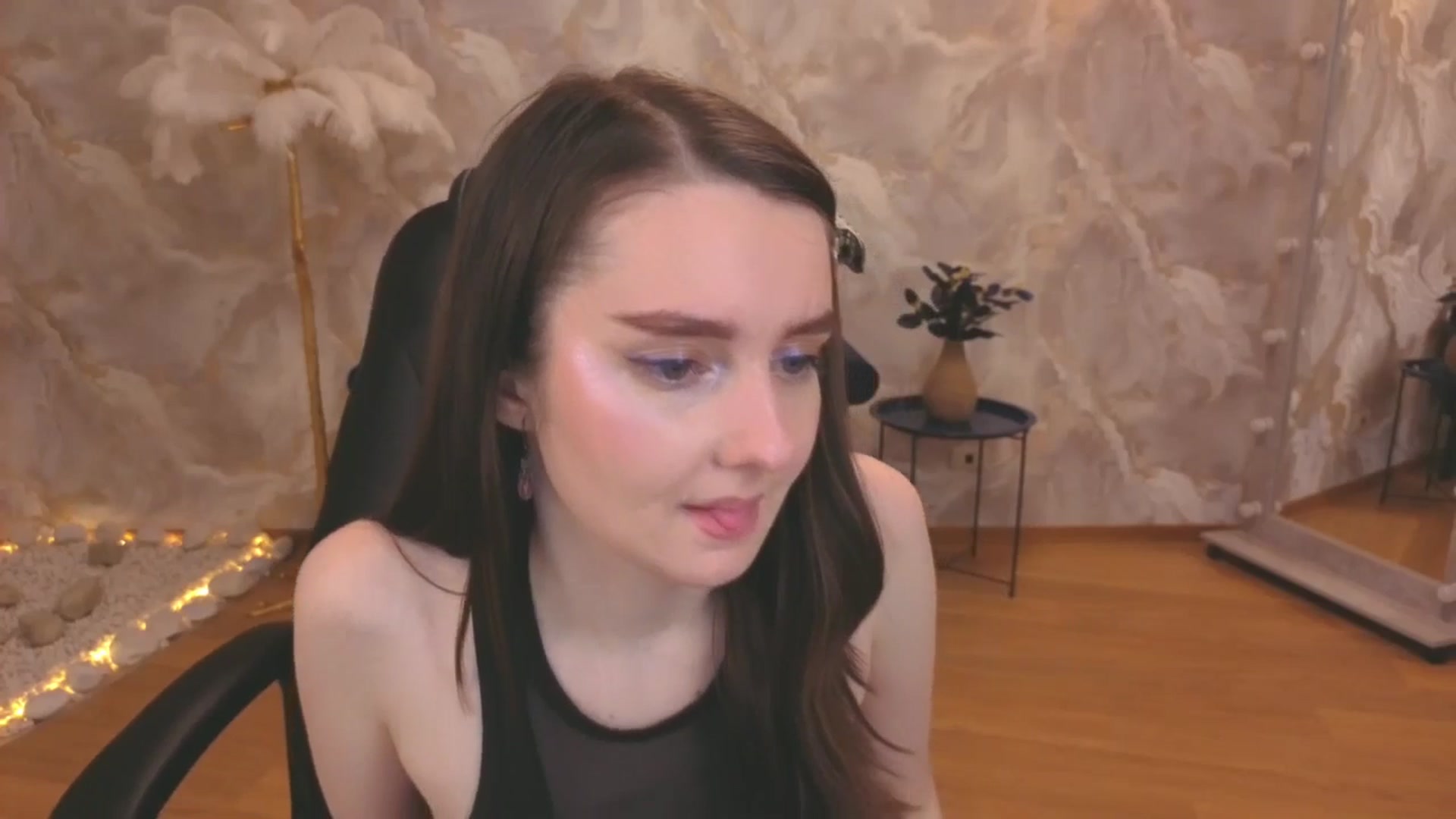 Gallery image thumbnail from Milim_Nava's myfreecams stream on, 11/20/2025, 10:27 image 15 of 20