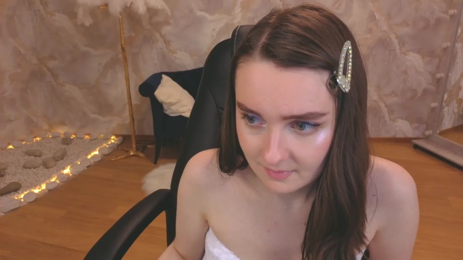 Gallery image thumbnail from Milim_Nava's myfreecams stream on, 11/20/2025, 11:46 image 4 of 20