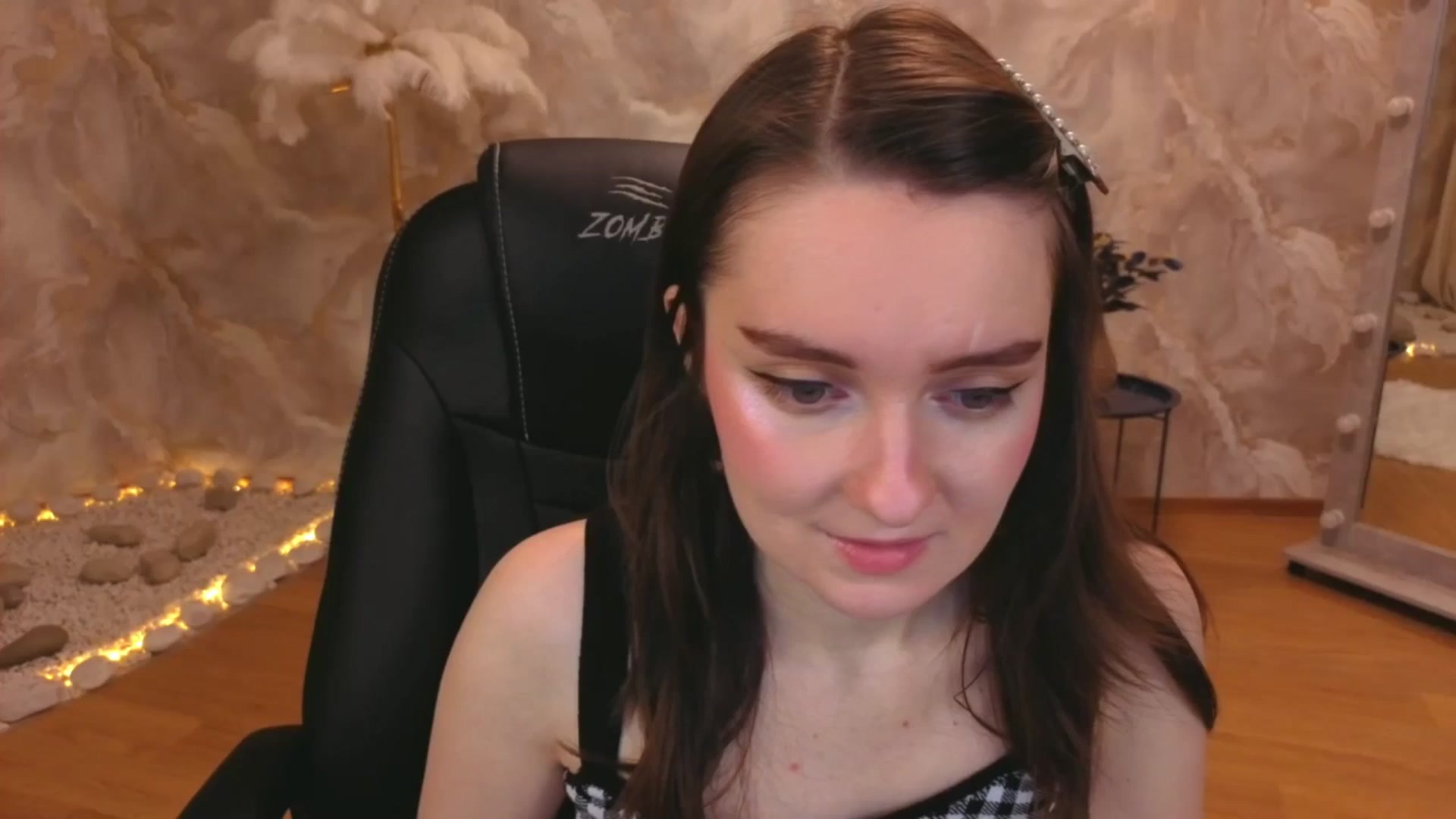Gallery image thumbnail from Milim_Nava's myfreecams stream on, 11/24/2025, 18:29 image 18 of 20