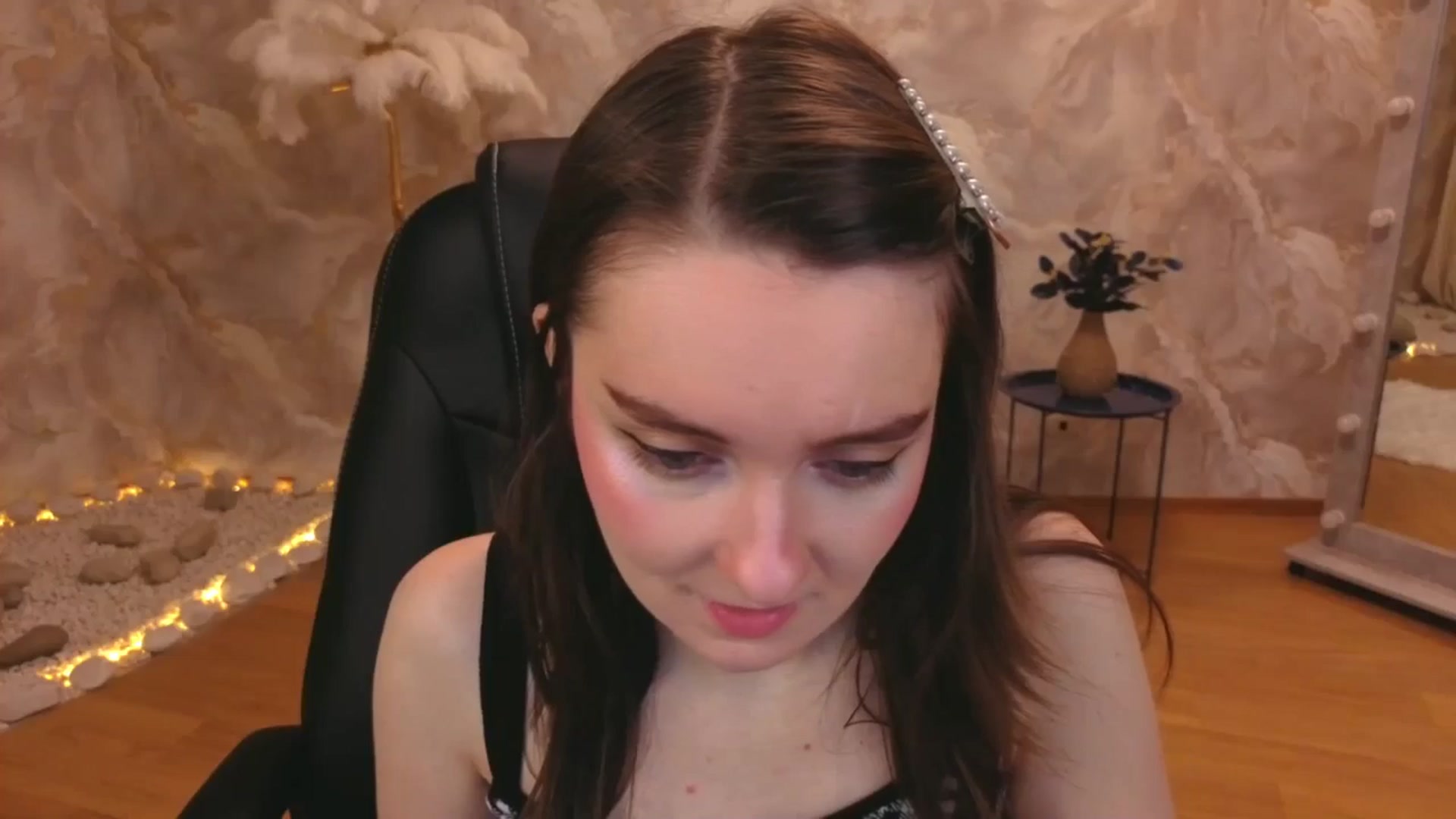 Gallery image thumbnail from Milim_Nava's myfreecams stream on, 11/24/2025, 18:29 image 15 of 20