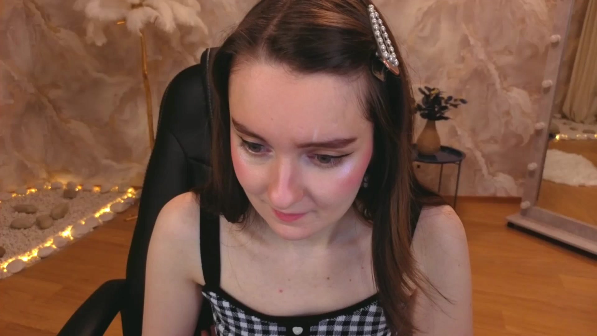 Gallery image thumbnail from Milim_Nava's myfreecams stream on, 11/24/2025, 19:37 image 1 of 20