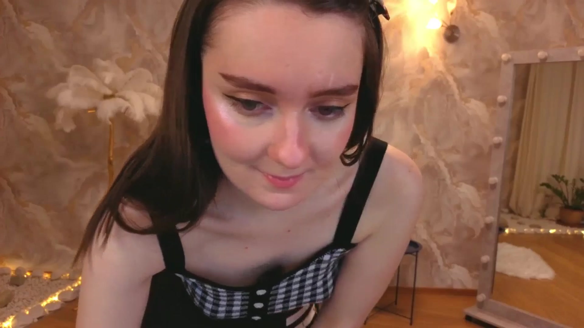 Gallery image thumbnail from Milim_Nava's myfreecams stream on, 11/24/2025, 19:37 image 5 of 20