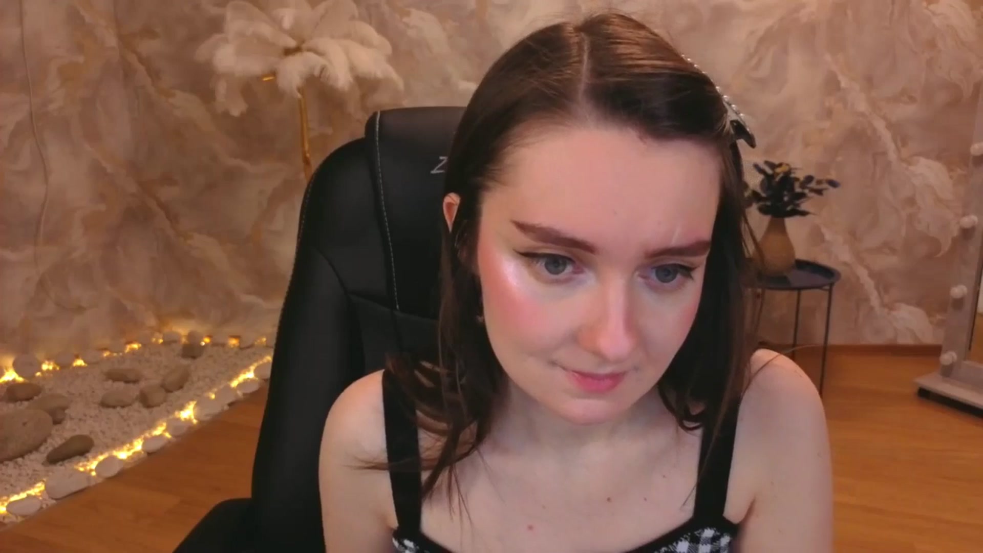 Gallery image thumbnail from Milim_Nava's myfreecams stream on, 11/24/2025, 19:37 image 8 of 20