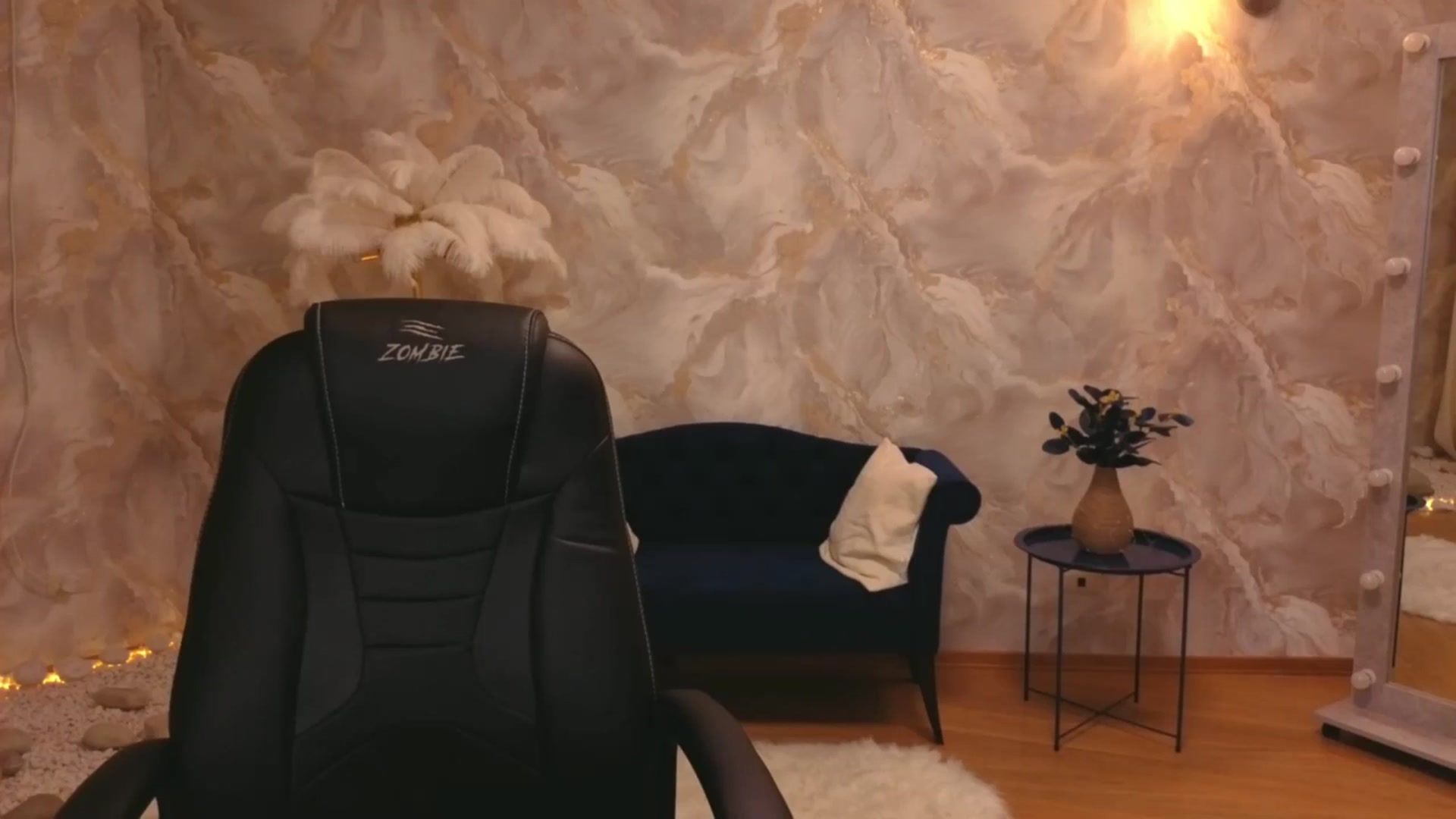 Gallery image thumbnail from Milim_Nava's myfreecams stream on, 11/24/2025, 20:35 image 4 of 20